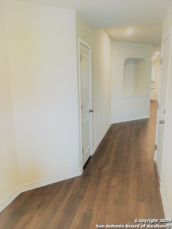 Photo - Beautiful 4 bed-2 bathroom house San Anton...