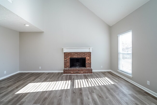 Building Photo - 824 Bishopsgate Rd