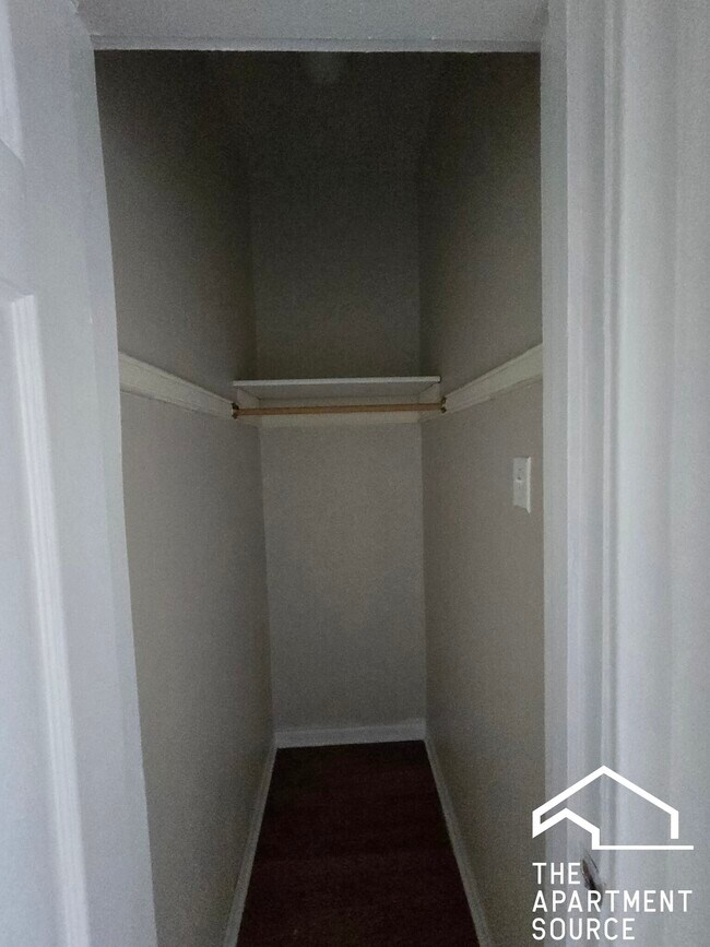 Foto del edificio - 3757 W Sunnyside Ave