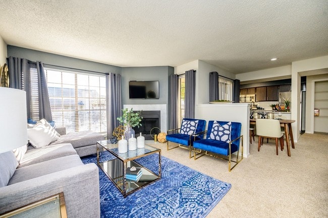 Building Photo - Laurel Heights at Cityview