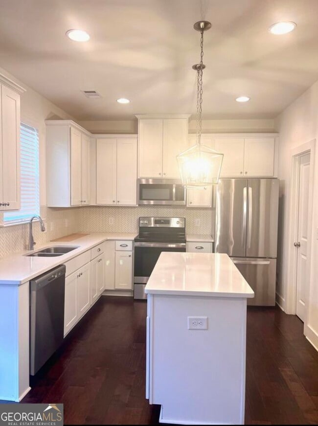 Building Photo - 113 S Auburn Lndg Pl