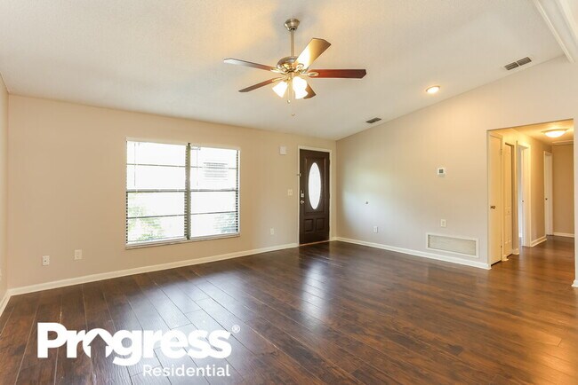 Foto del edificio - 7042 Prellie St