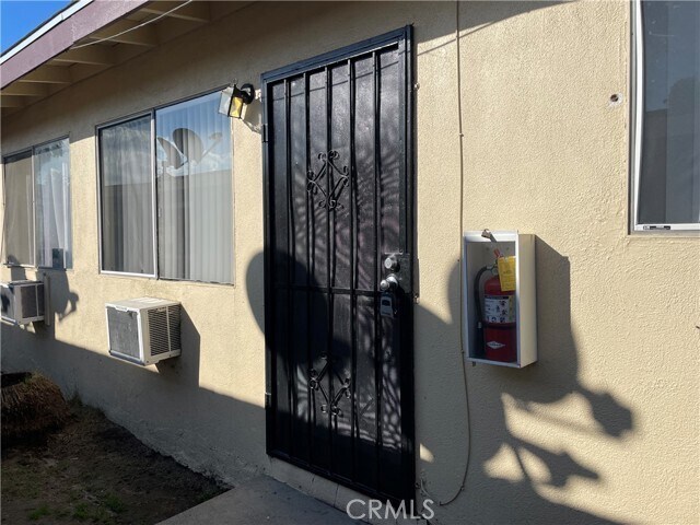Foto del edificio - 1316 N Parkside Dr