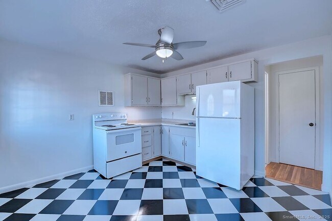 Foto del edificio - 139 Phyllis Dr