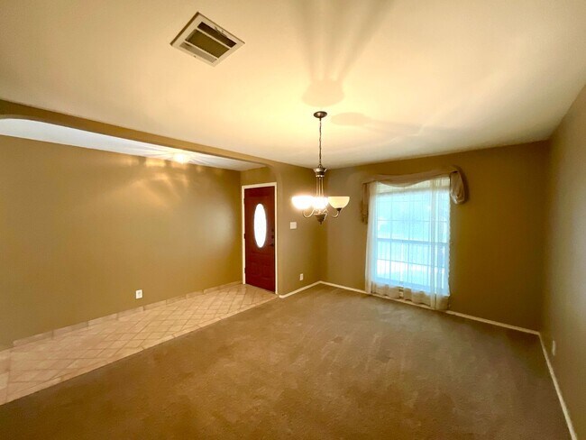 Foto del edificio - **APPLICATION RECEIVED**  **MOVE IN SPECIAL** Two Story 4 Bedroom / 2.5 Bath Home w/ Community Pa...