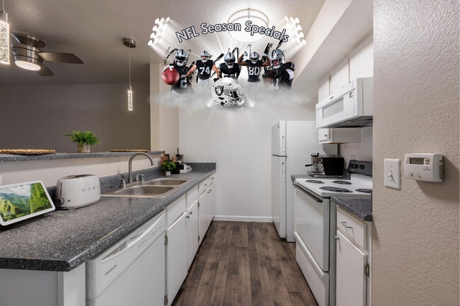 Interior - Kitchen - Fremont Villas