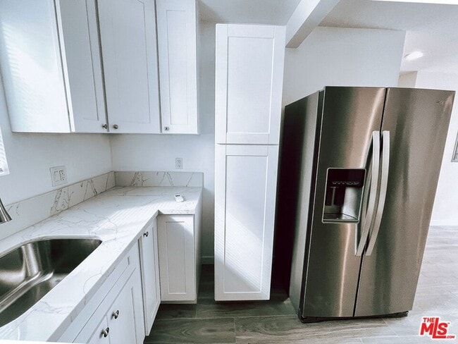 Foto del edificio - 2450 W 60th St