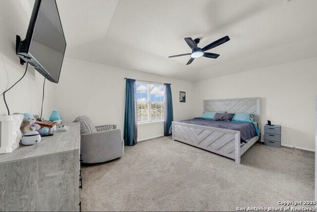 Building Photo - 335 Kildeer Crk