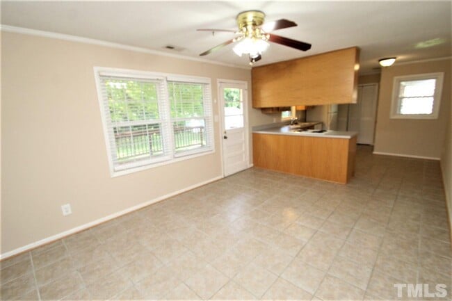 Foto del edificio - 4814 Greenbrier Rd
