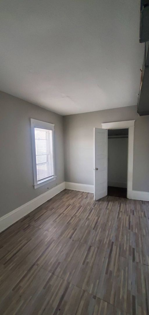 Foto del edificio - 6721 Edna Ave