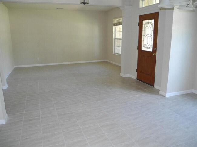 Foto del edificio - 2601 Briana Shay Dr