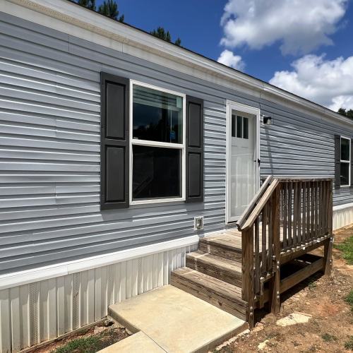 Building Photo - 329 Beaver Dam Cir