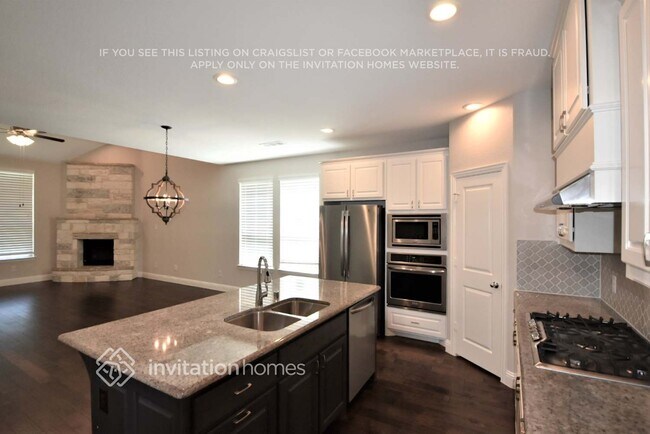 Foto del edificio - 14913 Blakely Wy
