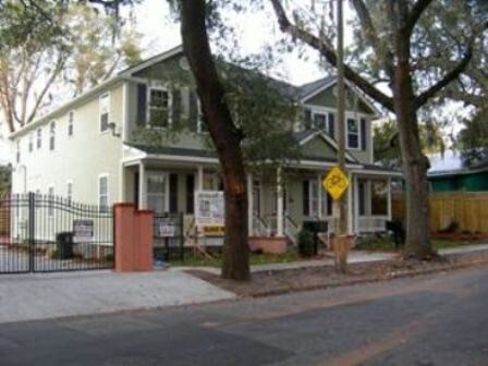 Building Photo - 412 E 38th St