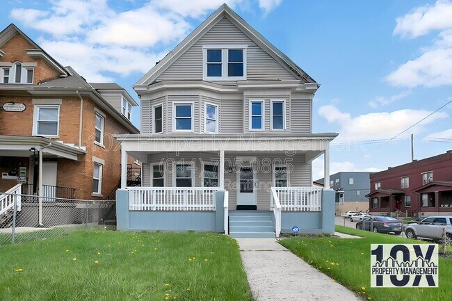 Foto del edificio - 1652 Summit St