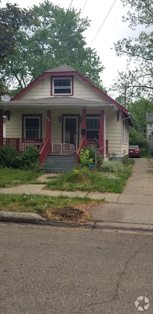 Building Photo - 66 Harvard St