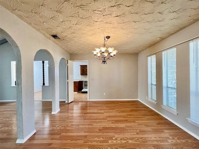 Photo - 2732 Parkhaven Dr House