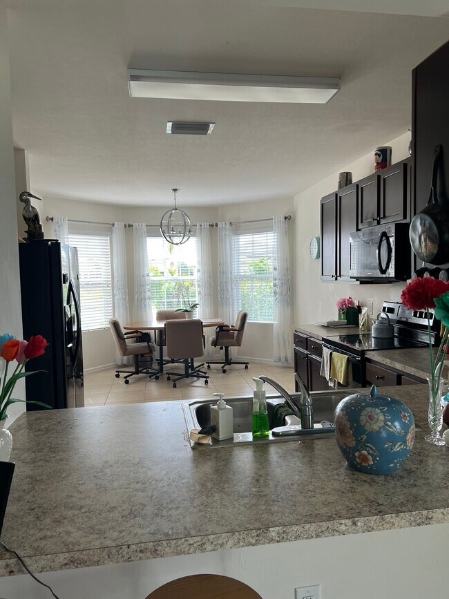 Foto del edificio - 3501 Acapulco Cir