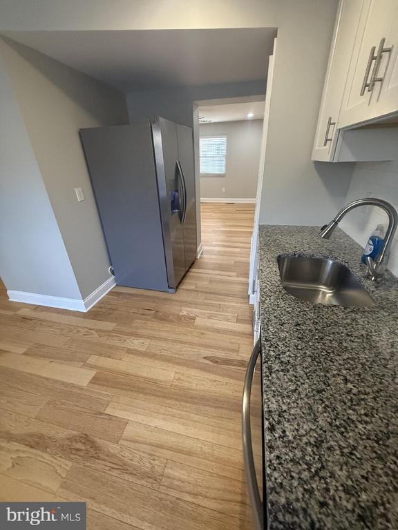 Foto del edificio - 5 Bohn Ct