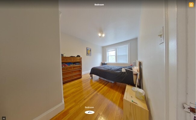 Building Photo - 11 Gray St