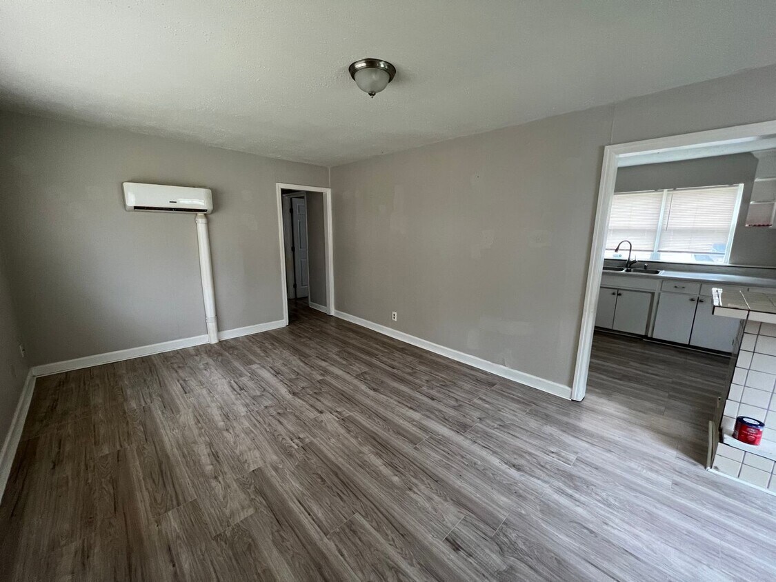 Primary Photo - 2506 Kildare St NW