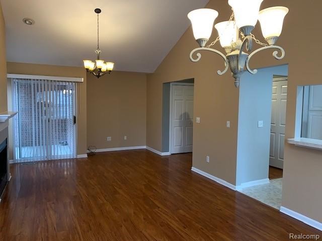 Building Photo - 16424 Claremont Dr