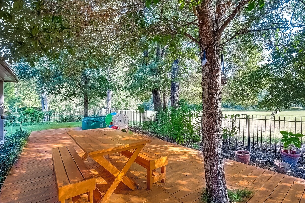 Foto principal - 18318 Hampton Hills Dr