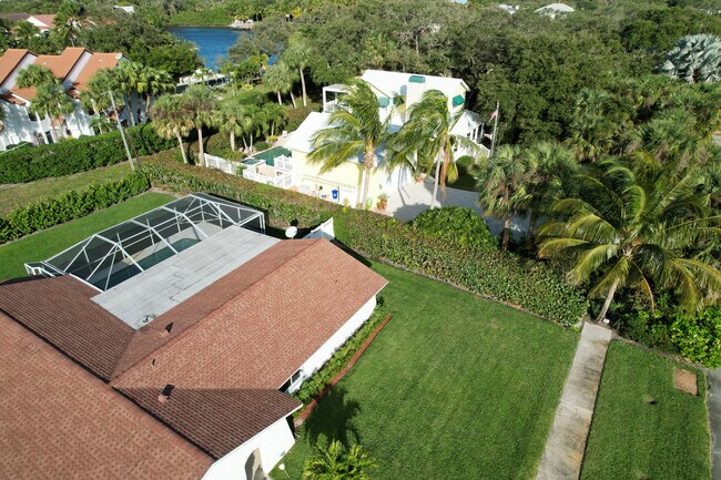 Foto del edificio - 2289 Windsor Rd