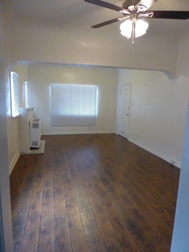 Living Room - 1431 W 36th St