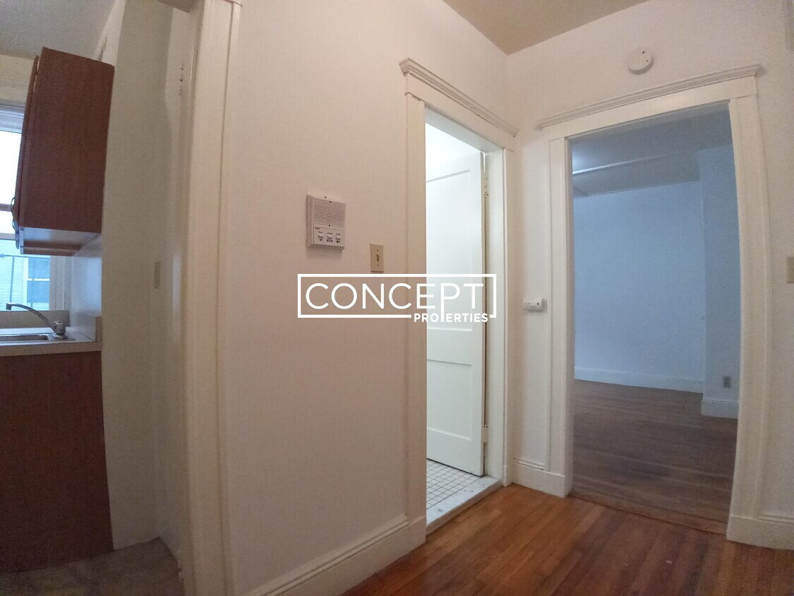 Foto principal - 677 Huntington Ave