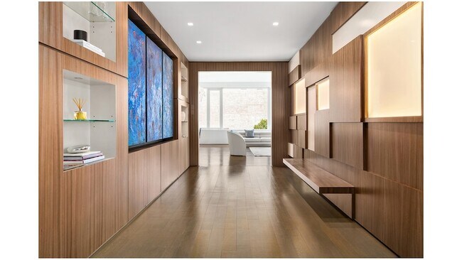 Foto del edificio - 350 W Broadway