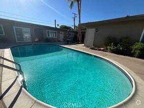 Building Photo - 45421 Sunset Ln