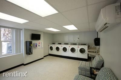Building Photo - 40 E 900 S