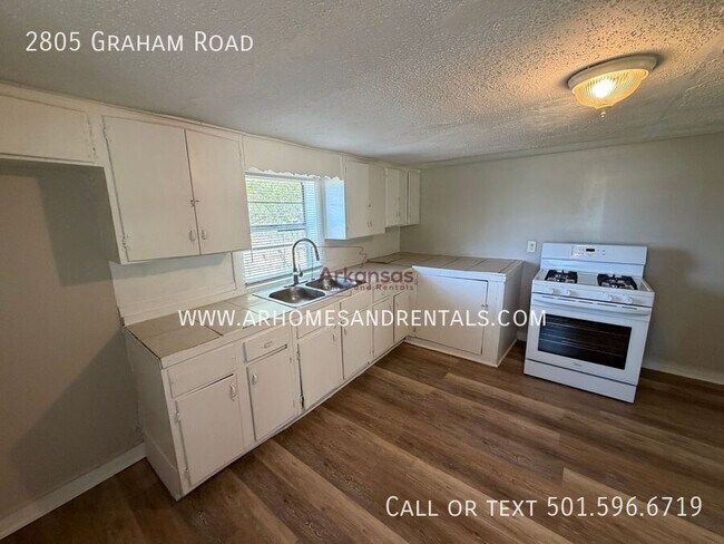 Foto del edificio - 2805 Graham Rd