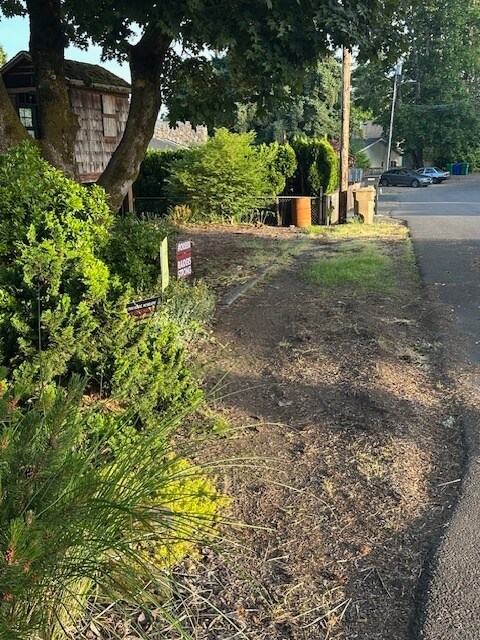 Building Photo - 16715 SE Evergreen Ln