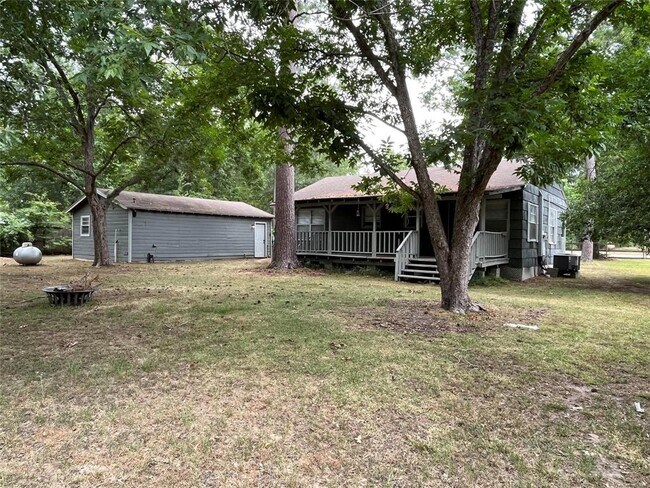 Building Photo - 26615 Carter Rd