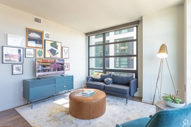 Apt 419 - Two Bedroom - The Batley