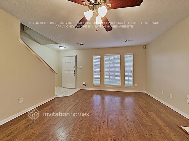 Building Photo - 1909 Fir Tree Dr