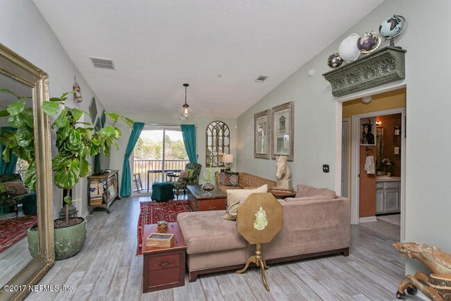 Foto del edificio - 13835 Herons Landing Way