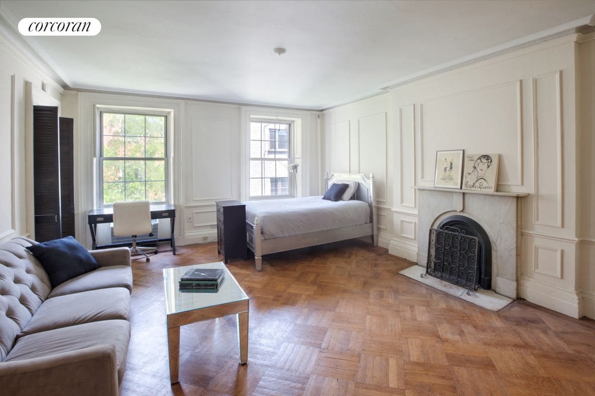 Foto principal - 109 E 19th St