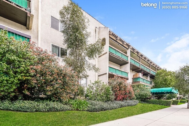 Building Photo - 5460 White Oak Ave