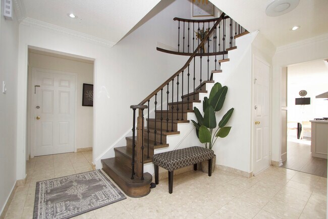 Photo du bâtiment - 1669 Dellbrook Ave