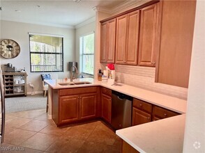 Building Photo - 9484 Casoria Ct