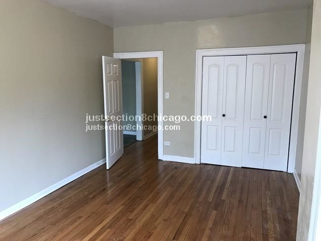 Building Photo - 7036 S Cregier Ave