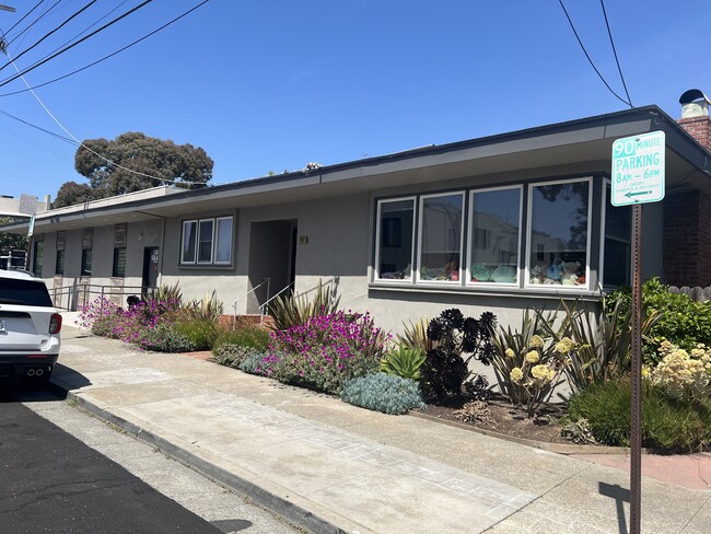 Building Photo - 903 Key Rte Blvd