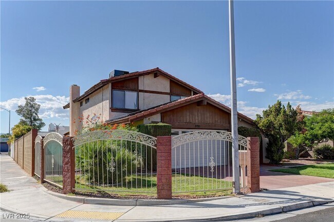 Building Photo - 3751 El Camino Rd