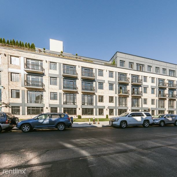 Building Photo - 803 Wyckoff Ave