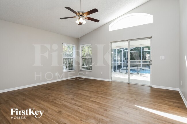 Foto del edificio - 13521 Fordwell Dr