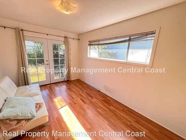 Building Photo - 2 br, 1 bath House - 321 Binscarth Road