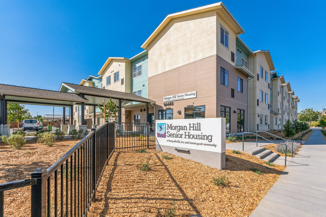 Vivienda para personas mayores en Morgan Hill: construida en 2024 - Morgan Hill Senior Housing - Specials